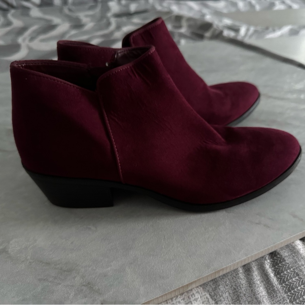 Burgandy Boot - Picture 7 of 8